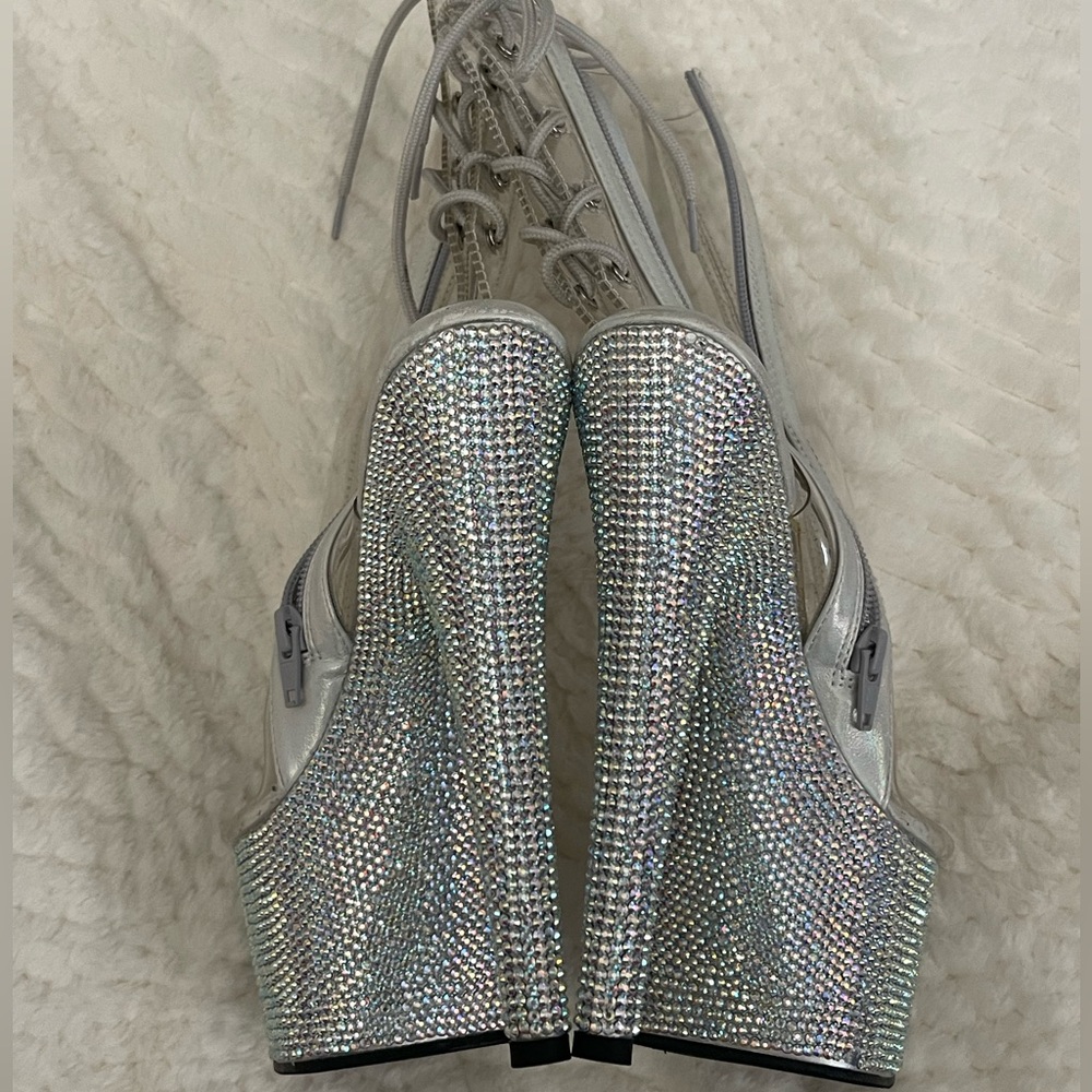 Pleaser heels